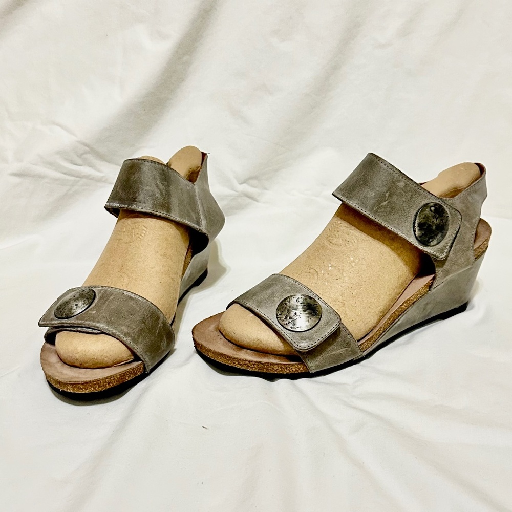 Taos Wedge Sandals